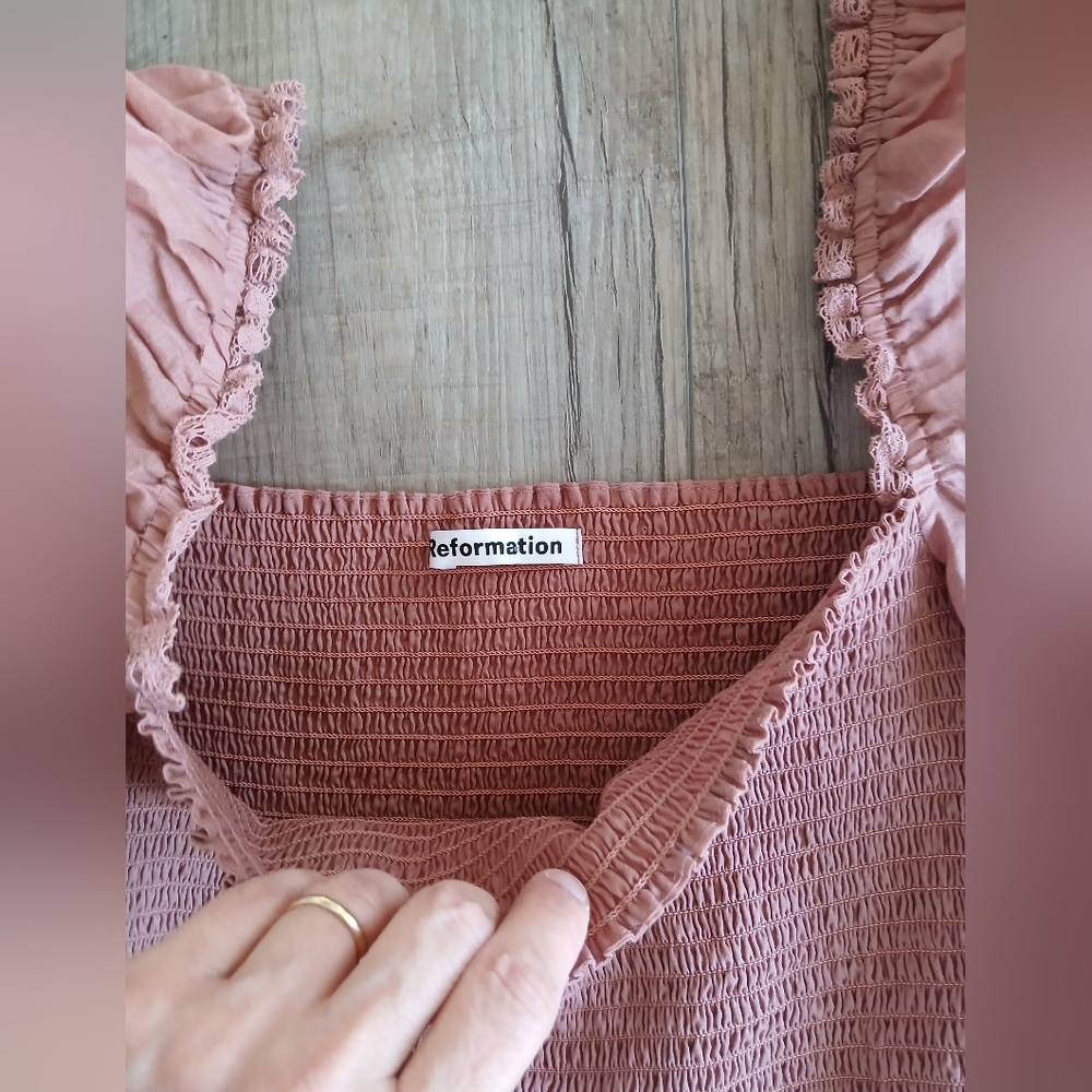 Reformation Dunes Praline Smocked Dress. Size 10 - Picture 7 of 10